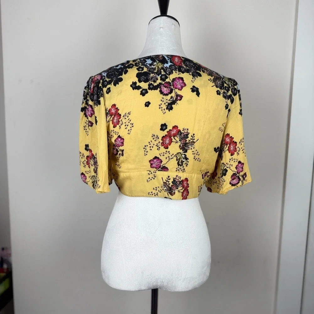 Free‎ People Yellow Floral Tie Front Crop Top Size S